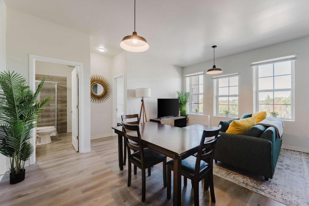 2BR Modern Retreat Near Henry Ford